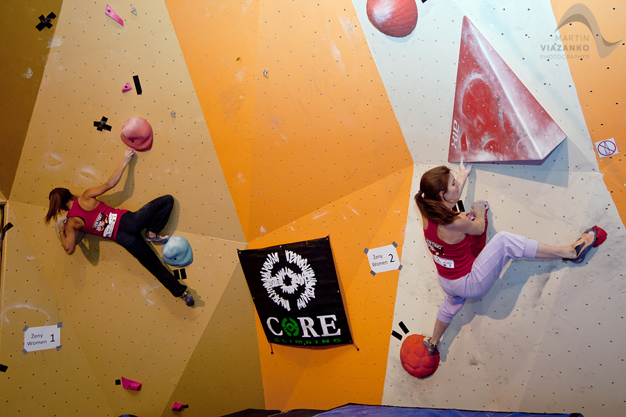 vertigo, open, lezecke, centrum, boulder, bouldering, umela, stena, boulder, pretek